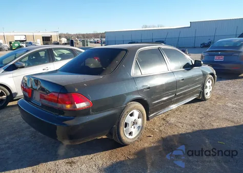 2001 Honda Accord 3.0 Ex from USA, damaged, VIN 1HGCG16511A026654